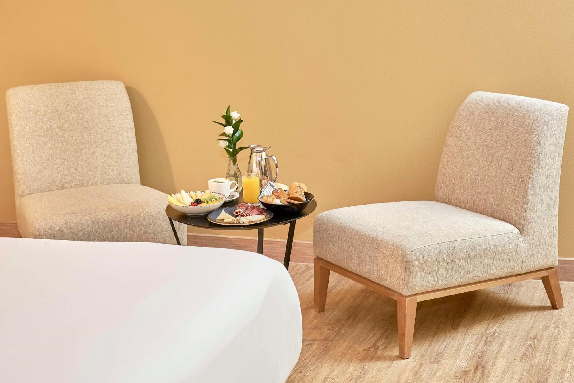 Nh Collection Caceres Palacio De Oquendo Ngoại thất bức ảnh